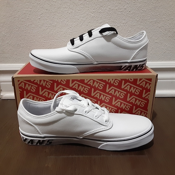 Vans - Picture 4 of 4